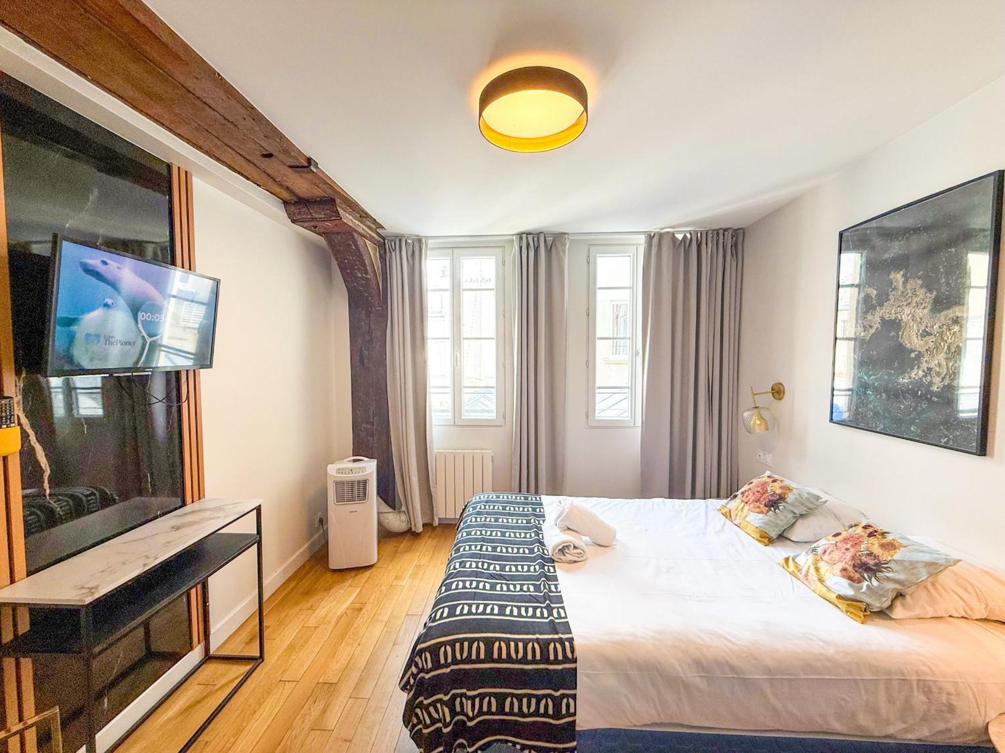 Apartment Urban Flat 176 - Charming 3 Bedroom In Montorgueil Paris